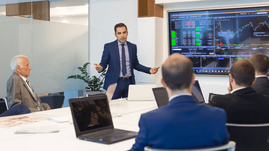 How Audio Visual Solutions Enhance Corporate Training & Meetings - Universal AV Solutions